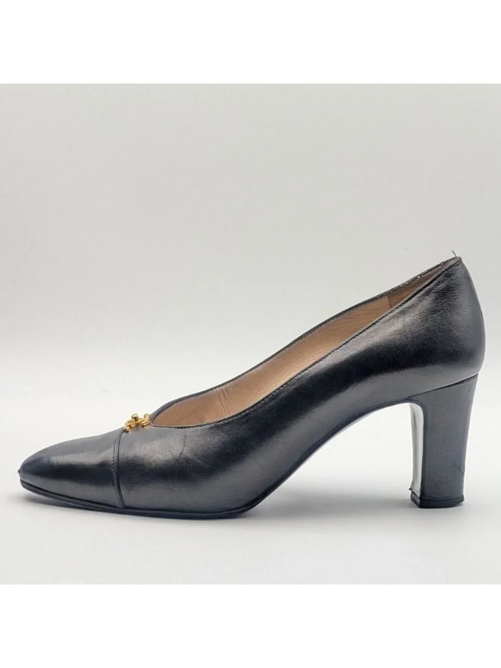 Chanel CC Logo Turnlock Pumps Black Leather Heels Shoes